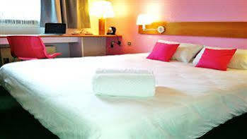 Contact Alys Bourg En Bresse Ekinox Parc Expo Hotel Montagnat